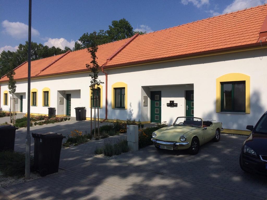 Apartmány Hlohovec Exterior foto